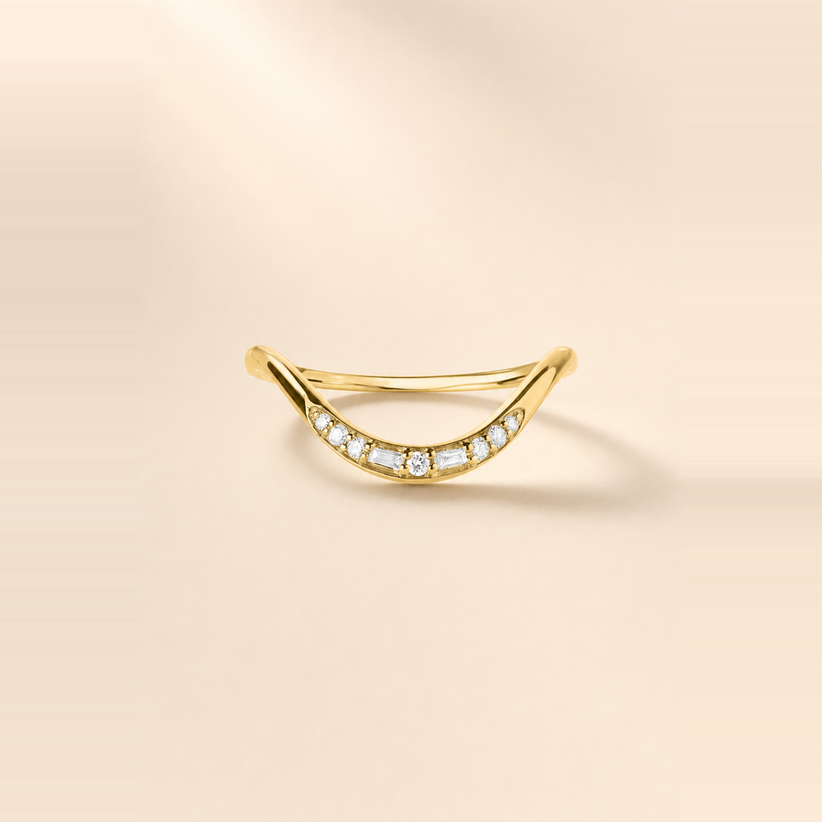 Curve Diamond Ring &mdash; view 1