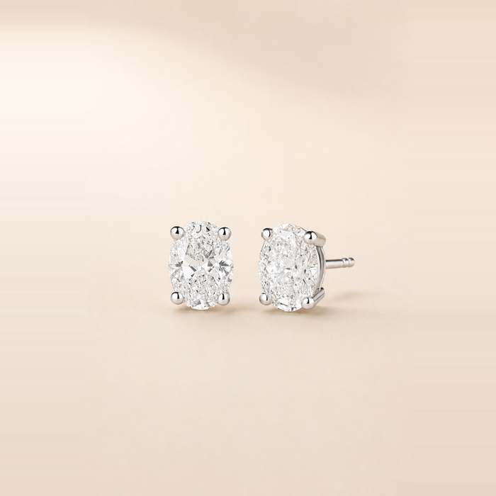 Diamond Studs [Earrings]
