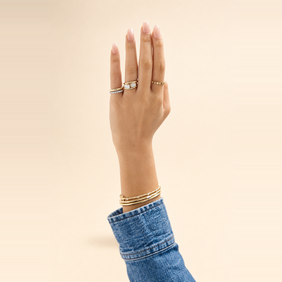 Oval East-West Floating Bezel Ring &mdash; view 4