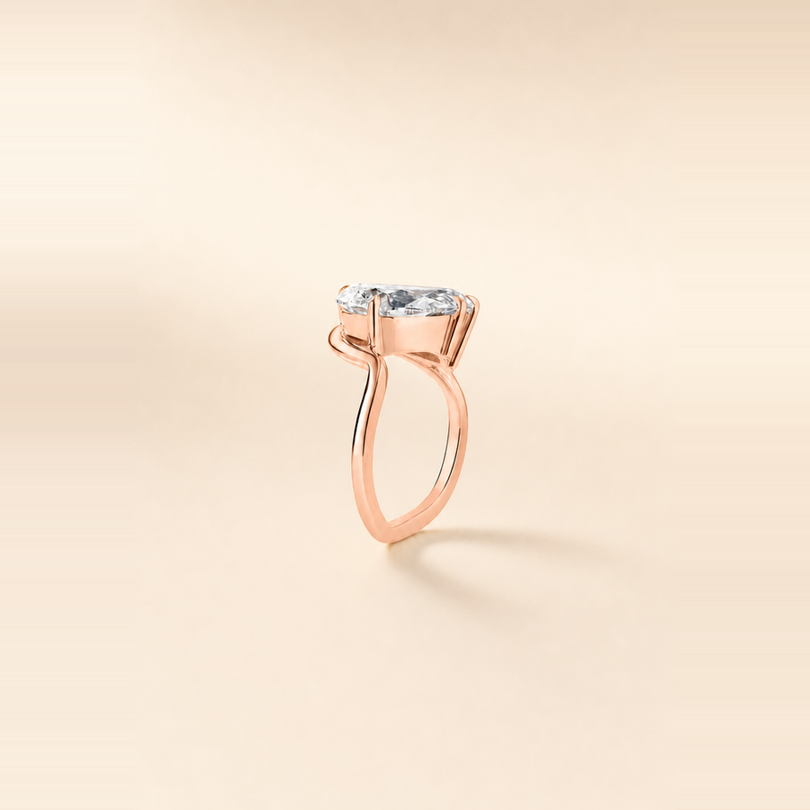Pear Diamond in The Curve &mdash; view 5