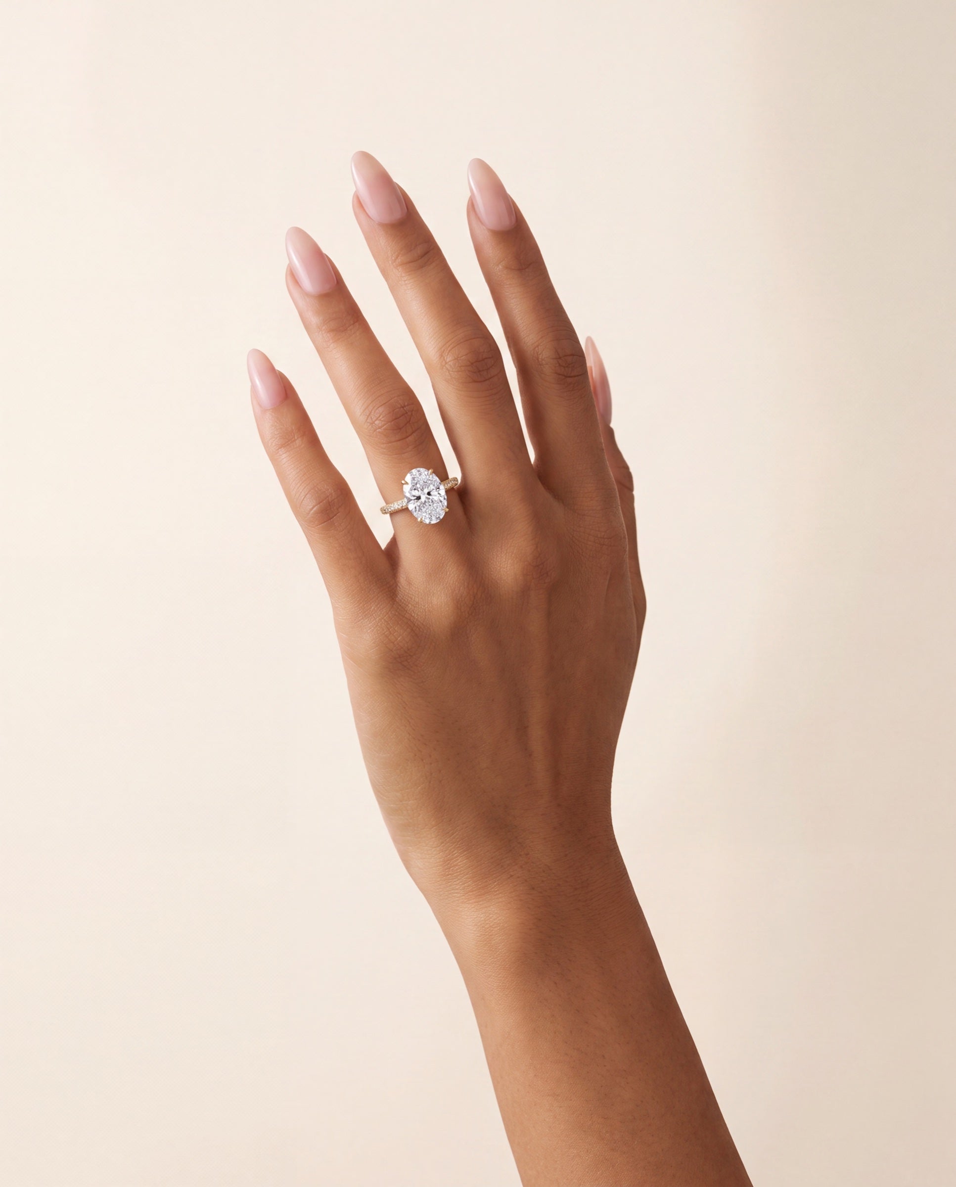 Oval Diamond in 360° Pavé Band &mdash; Worn